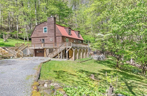 Clyde House | Green Man Grove: Forested Mountain Haven w/hot tub