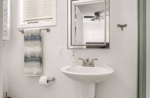 Fort Smith Condo | Gretel ; Private one bedroom duplex in desirable Fort Smith downtown Park Hill
