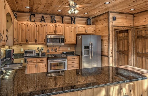 Foxfire Estates Cabin | Grizzley Gulch - Hot Tub | Arcade Game | Firepit | Outdoor Fireplace | Duck Pond View