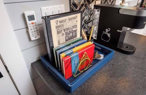 New Richmond Apartment | Hagrid's Hut - Harry Potter Riverfront Experience