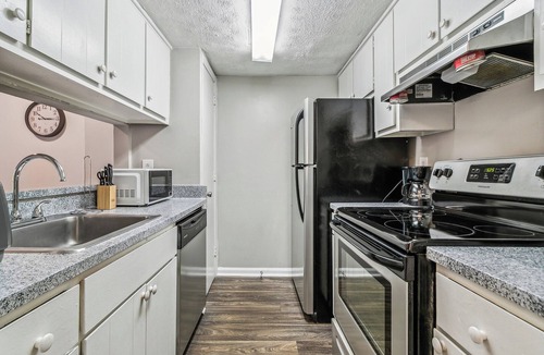 Cumberland Apartment | Halsten at Vinings 3006 spacious 1 Bed 1 Bath