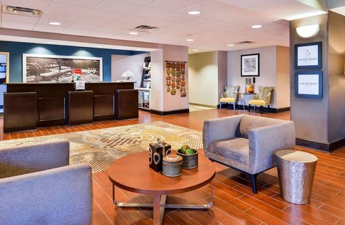 Gonzales Hotel | Hampton Inn Gonzales