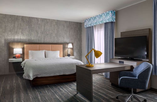 Cedar Bluff Hotel | Hampton Inn Knoxville-West At Cedar Bluff