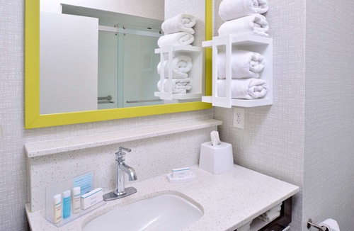 La Porte Hotel | Hampton Inn LaPorte IN