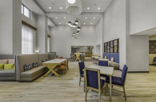 Decatur Hotel | Hampton Inn & Suites By Hilton Decatur