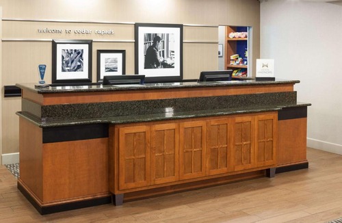 Cedar Rapids Hotel | Hampton Inn & Suites Cedar Rapids