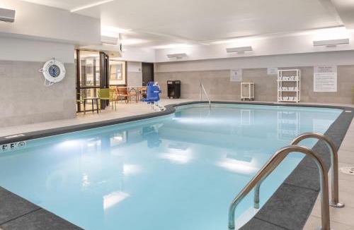 Corryville Hotel | Hampton Inn & Suites Cincinnati/Uptown - University Area