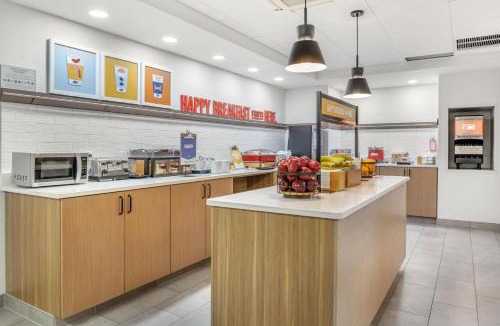 Corryville Hotel | Hampton Inn & Suites Cincinnati/Uptown - University Area