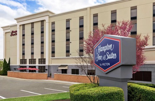 Frederick Hotel | Hampton Inn & Suites Frederick/Fort Detrick