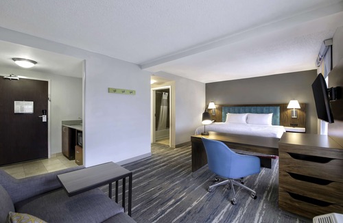 Jackson Hotel | Hampton Inn & Suites Jackson