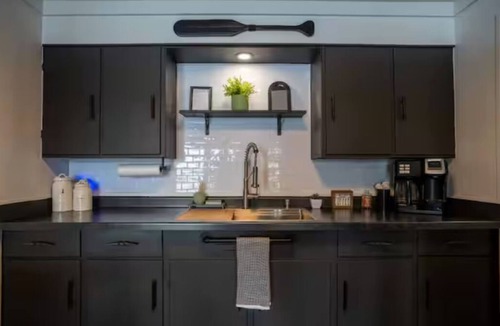 Newaygo Apartment | Happy Place on Pickerel Lake