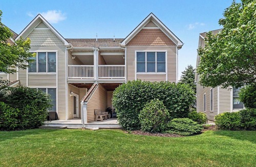 Manistee Condo | Harbor Village Townhouse Condo at LK MI