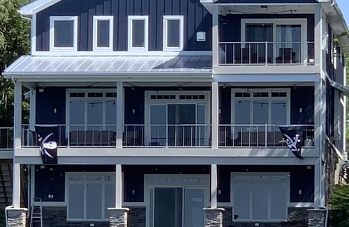 Lapeer House | Have fun on Lapeer's all sports Lake Nepessing!