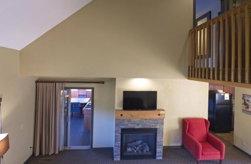 Wisconsin Dells Villa | Headline