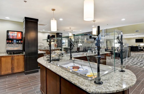 Mount Juliet Condo | Hearing Accessible King Suite | Free Breakfast, Business Center + Fitness Center Access