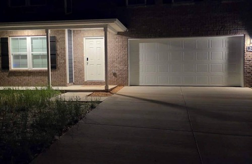 Elizabethtown House | Heart of E-town 5BR Home