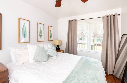 Wrightsboro House | Heart-warming Tiny Home with fresh eggs