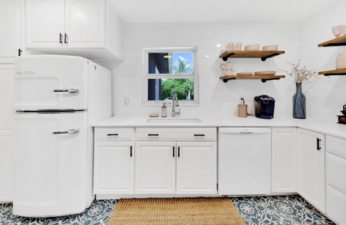 Delray Beach House | Heated SaltWater Pool! 1 Mile To Beach & Avenue!