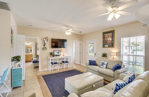 Old Town House | Heron House - Beach, Fishing Pier, Boat Launch