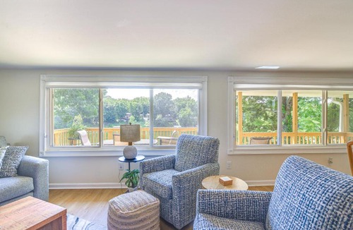 Danville House | Herrington Lake Home w/Deck: Golf, Boat & Relax!