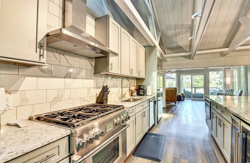 Lancaster House | Herrington Lake Retreat w/Dock, 1 Mi to Marina!