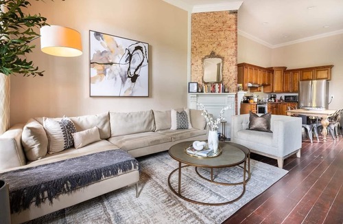 Faubourg Delachaise House | HGTV-home in Garden District, steps to Magazine St., Elegance on Magazine St. as seen on HGTV