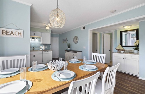 Folly Field Condo | HHI Tide 21: Family Friendly, 4 Min Walk to Beach/Pool, Beach Equipment Provided