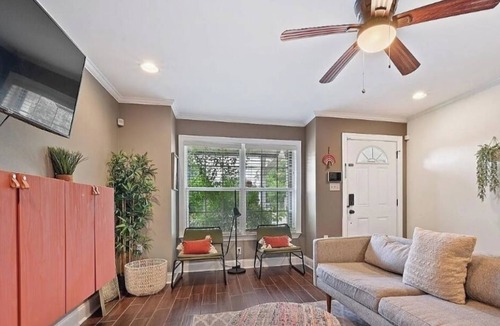 Shenandoah Condo | Hidden Gem Boho Condo-Balcony, Outdoor Patio-BR