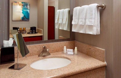 Home Park Hotel | Hidden Gem in the City! 2 Contemporary Units, Pets Allowed, Seasonal Pool!