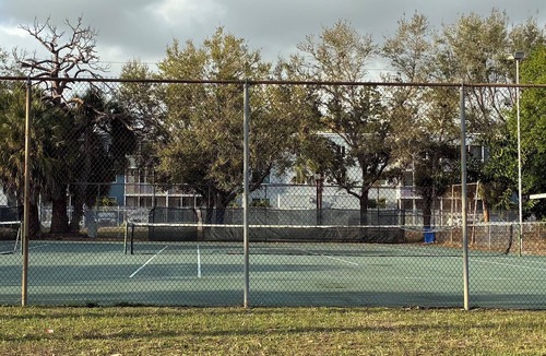Park East Apartment | Hidden Gem Sarasota Getaway Near Siesta Key