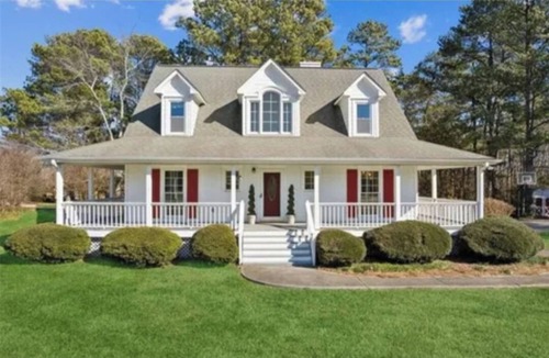 Grayson House | Hidden Gem with pool
