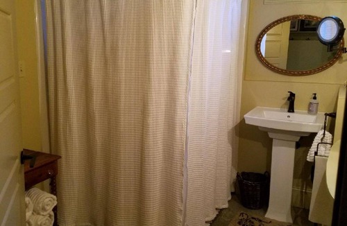 Five Points House | Hidden Treasure Near Downtown!