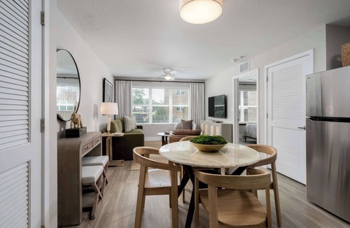 Tuscaloosa Condo | High Cotton - 3BR,3BA Condo Near UA with Pool & Gym