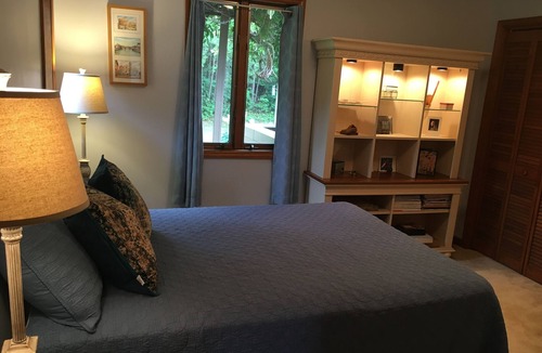 Jonesborough House | High Places with Miles of Mountain Views
