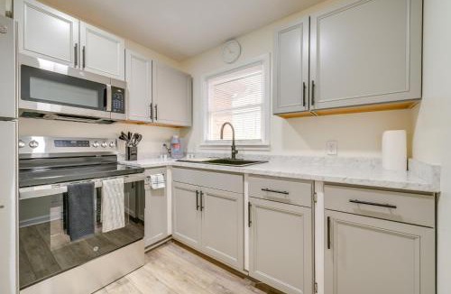 Grover House | Hiking, Blackjack & More! Charming Home in Grover