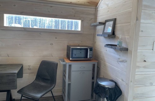 Trenton Cottage | Hiking - Rock Climbing - Mountaintop - Private - Firepit - Chattanooga - Cloudland Canyon -Farmstay
