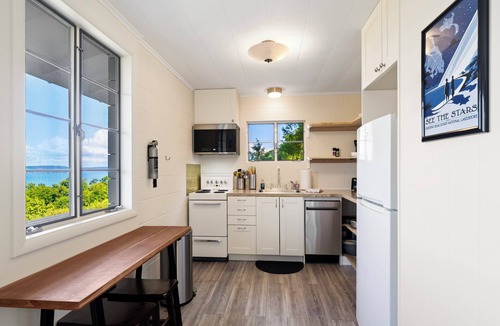 Frankfort Cottage | Hill Hideaway - Soaring Views - Newly Renovated - 5 Mins to Frankfort