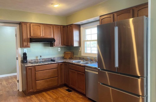 Madison House | Hilltop Haven