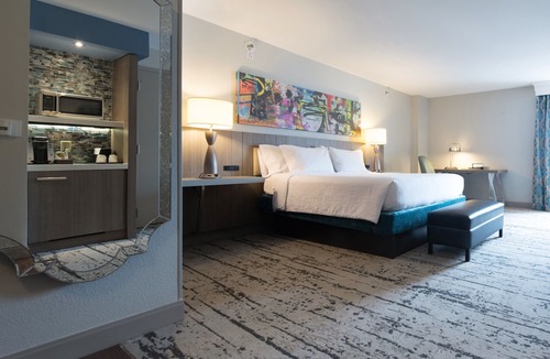 Arts/Warehouse District Hotel | Hilton Garden Inn New Orleans Convention Center