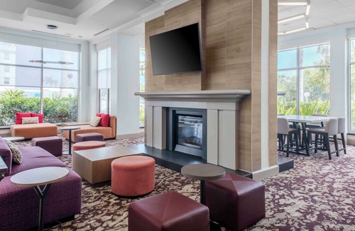 Ballentine Manor Estates Hotel | Hilton Garden Inn Sarasota - Bradenton Airport