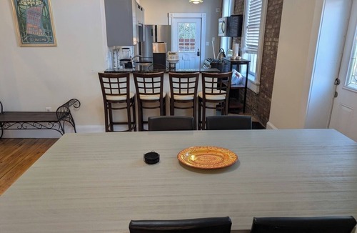 The Gate Condo | Historic Benton Park Retreat - Walk to Dining, Breweries & Entertainment
