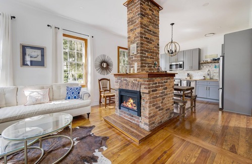 Historic District Cottage | Historic Charm meets Modern Comfort