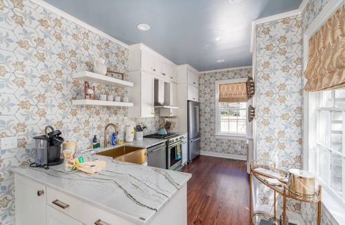 Downtown Charleston House | Historic Charm | The Bee & Blossom