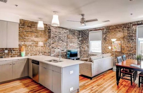 Yamacraw Village Condo | Historic condo in charming downtown Savannah