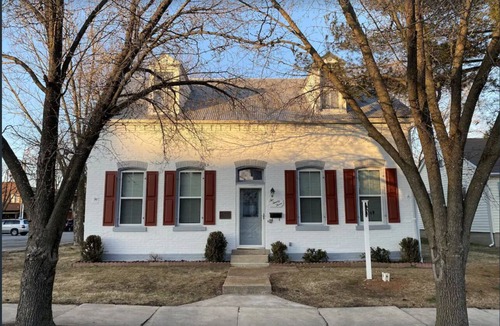 Hermann House | Historic District Inn 4 Bed/3 Bath in the heart of downtown Hermann!