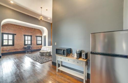 Marshall Apartment | Historic Downtown Location: Marshall Studio Escape