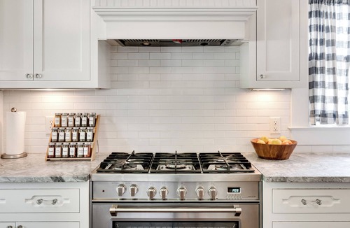 Historic Downtown Franklin House | Historic Holloway Haven in DT Franklin w/fire-pit