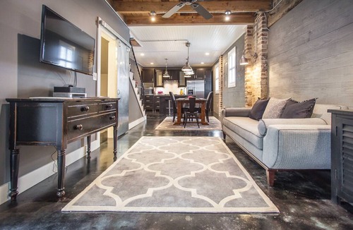 Historic Downtown Savannah Cottage | Historic Home with Modern Upgrades; Urban Getaway by Lucky Savannah