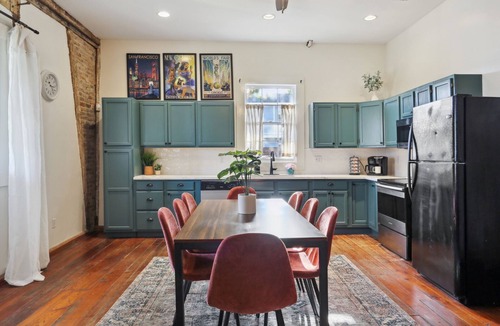 Saint Thomas Development House | Historic Irish Channel Home, Blocks to Magazine St. and St. Charles Ave.