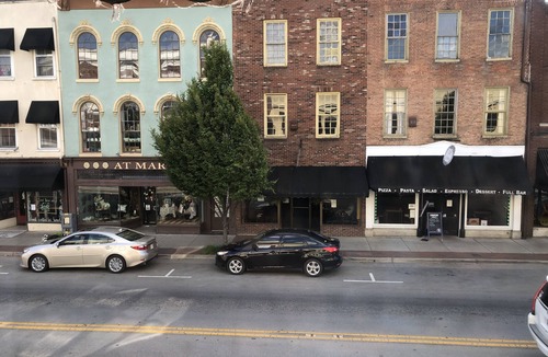 Bardstown Apartment | Historic Loft in the ❤️ of Bardstown